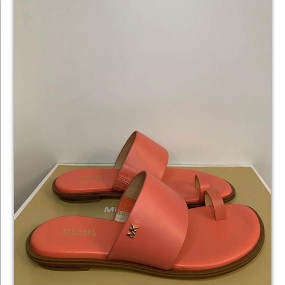 Brand New Michael Kors August Sandals - Picture 1 of 12